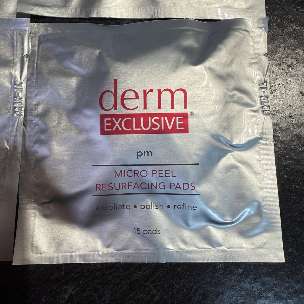 NEW Derm Exclusive PM Micro Peel Resurfacing Pads & Container 90 Pads Sealed - Picture 2 of 6